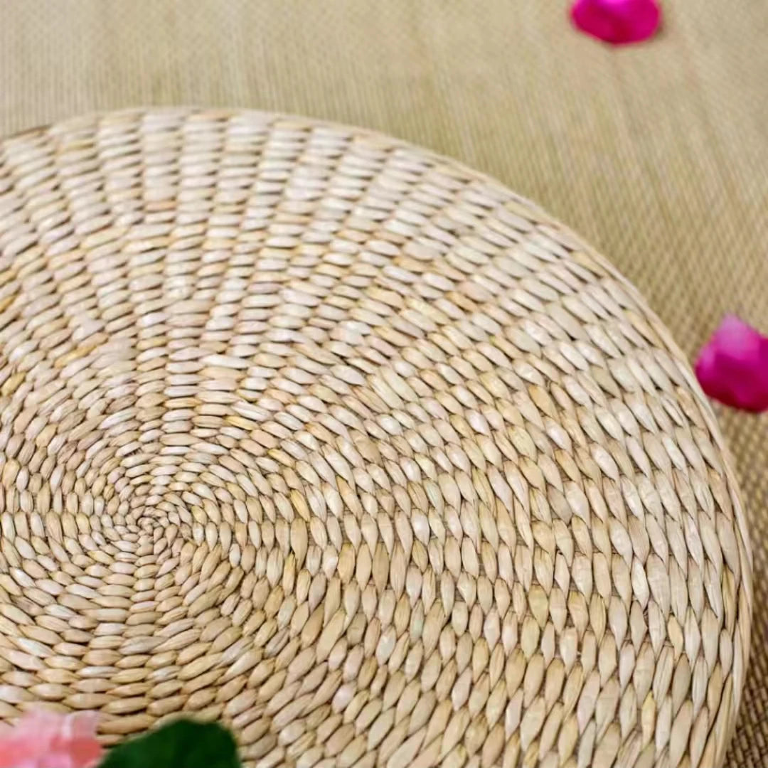 Pouf rond japonais en paille naturelle