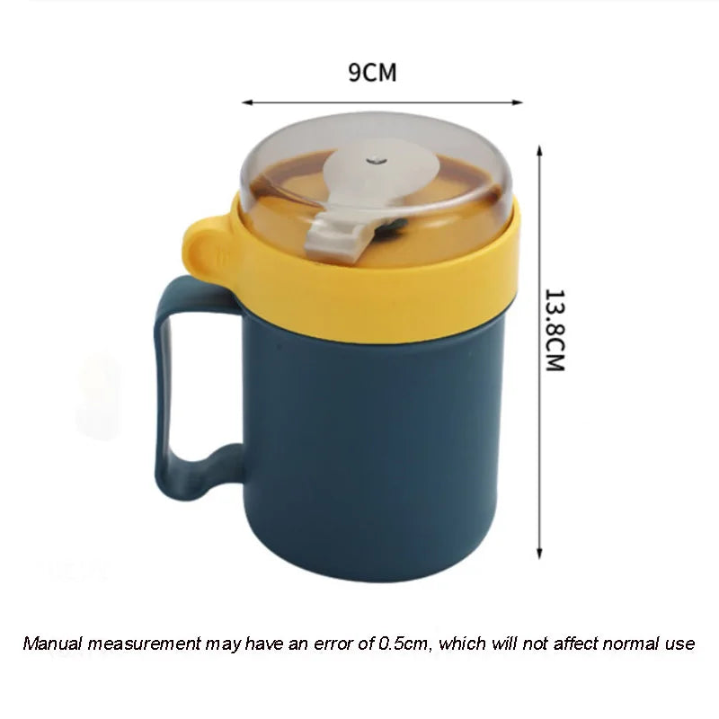 Portable multifunctional container for breakfast, yogurt, oatmeal, soup, etc., Japanese style. Includes a lid and a spoon.